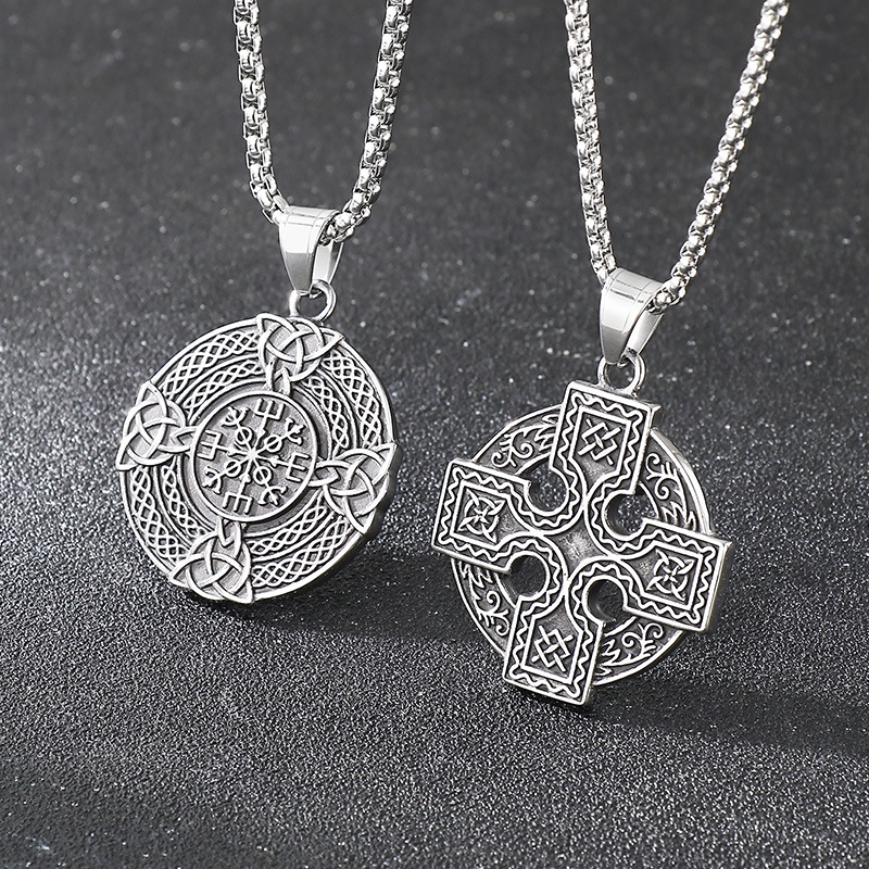 Viking Warrior Pendant Necklace Vintage Celtic Knot Shield Style_voghion.com