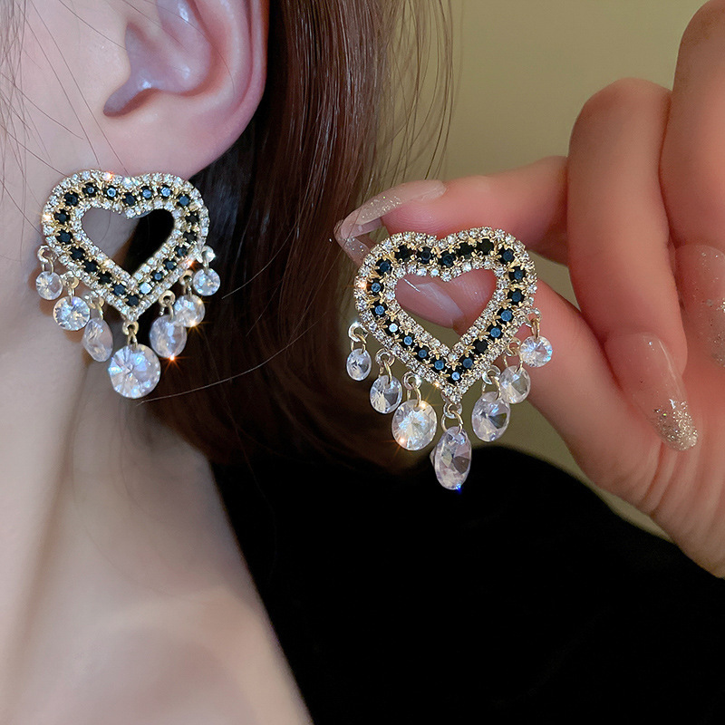 38g Weight Artificial Pearls, Zircon Inlay Material Drop Earrings Classification 1 Pair Quantity Daily Occasion Copper Material Heart Shape, Flower, Bow Knot Pattern Women'S Gender Plating Design Fashion Style 1 Pair Fashion Heart Shape Flower Bow Knot Copper Plating Artificial Pearls Zircon Drop Earrings 28