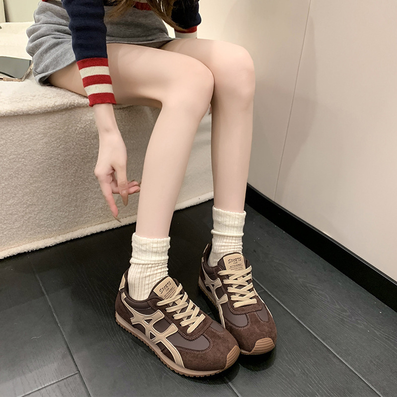 2025秋季新款仿皮德训鞋女百搭平底复古阿甘鞋磨砂休闲运动鞋|undefined