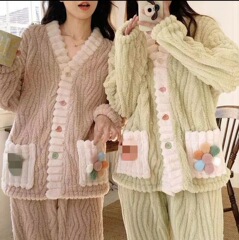 彩虹套装睡衣女秋冬法兰绒加厚保暖睡袍外穿甜美开衫珊瑚绒家居服