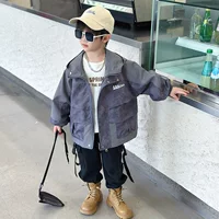 Пальто для мальчиков 2025 новый детский весенний костюм красивый грязный ветровка детский весенний осенний мальчик крутой красивый штурмовой костюм