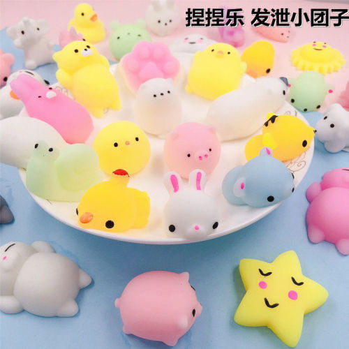 Cute, super-adorable office desk decor and stress-relief toy—perfect for pop-up stalls! Wholesale supply of ultra-cute animal-shaped squishy toys.