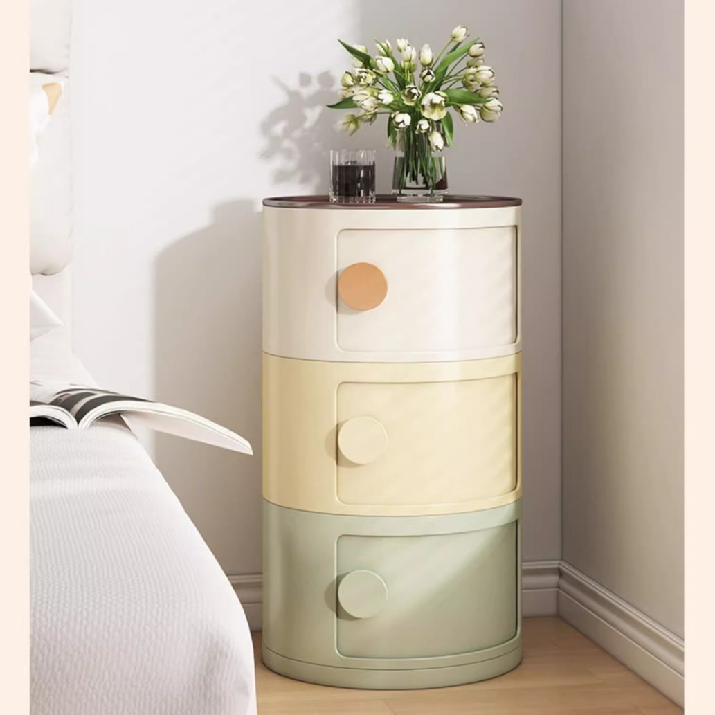 Sofá creativo, sala de estar pequeña, mesa de té redonda, lujo ligero, alta sensación de armario, mesa redonda de balcón