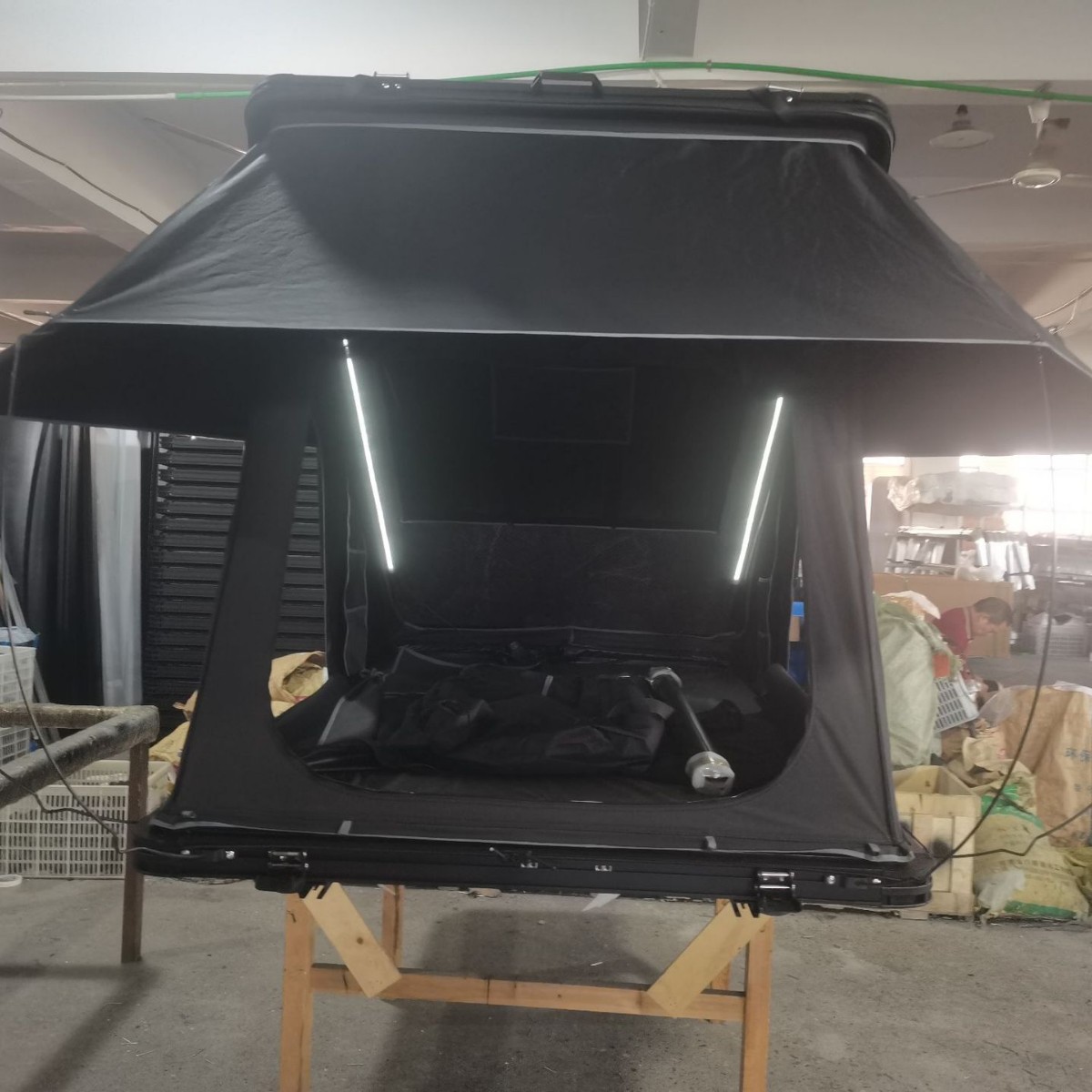 Aleación de aluminio techo duro de cinco lados carpa de techo libre de construcción de coche todoterreno de velocidad 4WD carpa de coche al aire libre