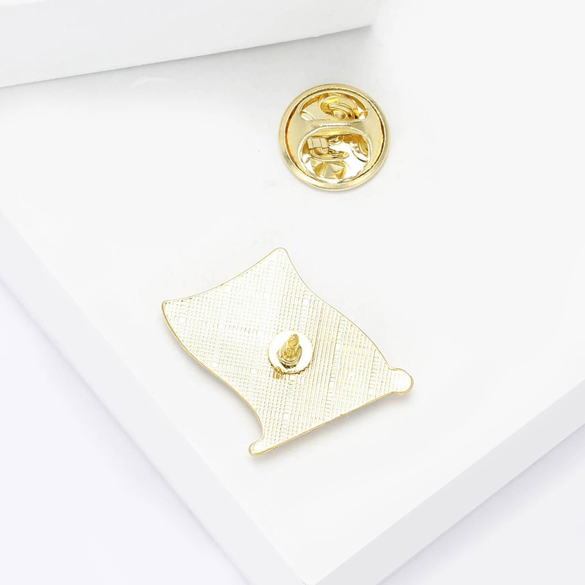 Cross-Border Exquisite British Small Flag Oil Drop Brooch Lapel Pin Cufflinks Wholesale Enamel Versatile Men's and Women's Clothing Corsage