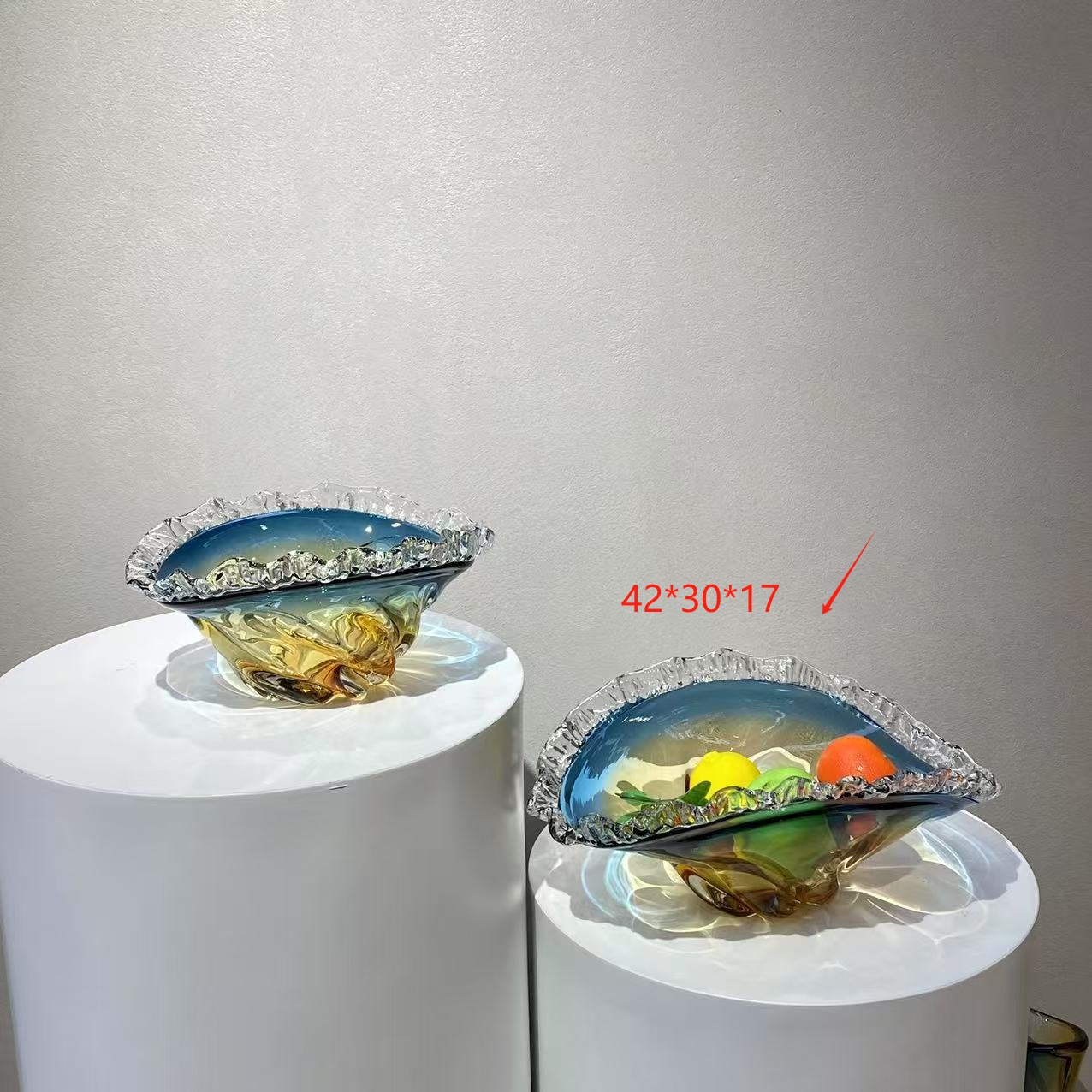 파란색과 회색 호박색 컬링 과일 접시 대형