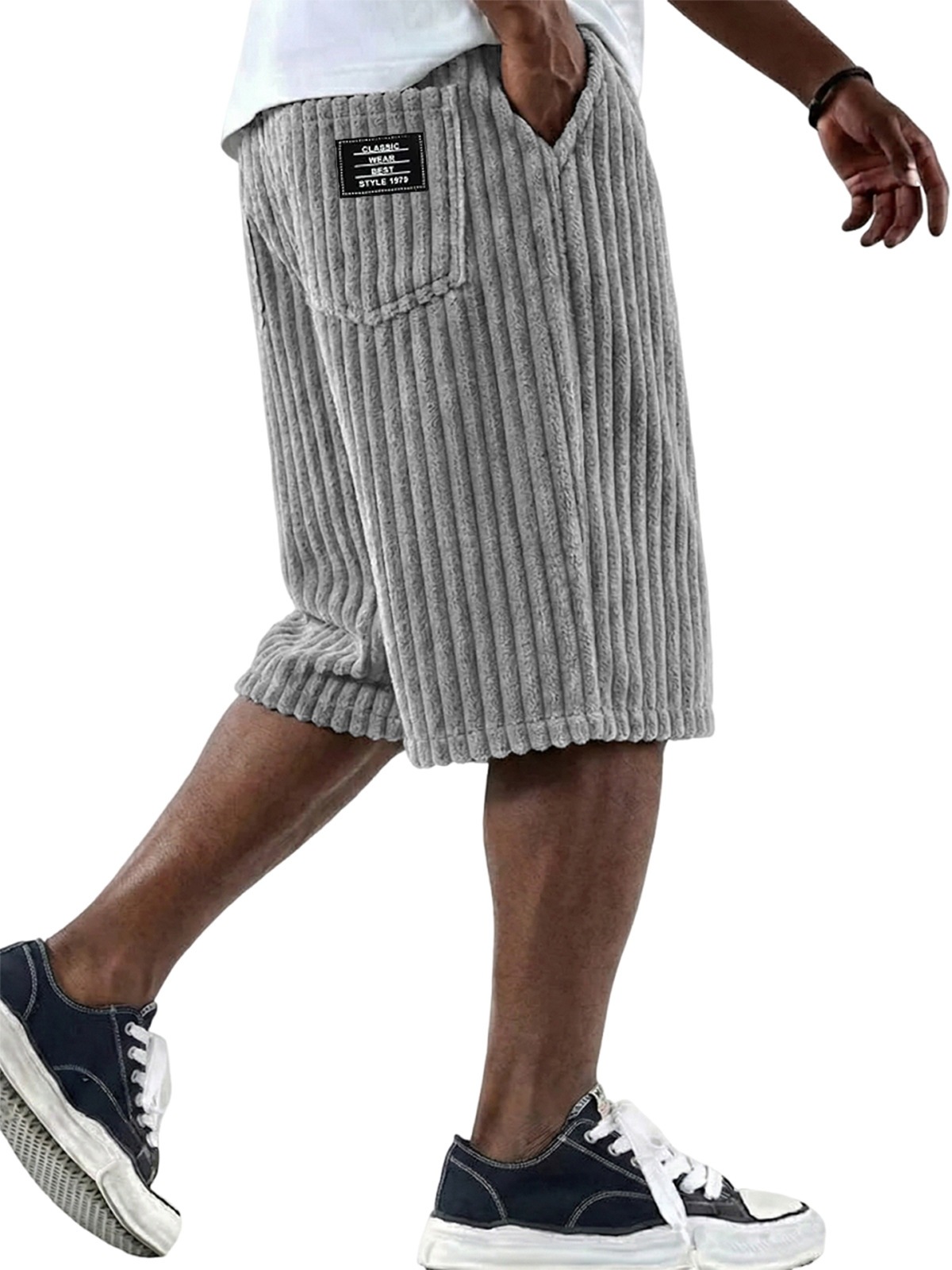 2026 European and American New Style Men's Corduroy Vertical Stripe Loose Casual Shorts American Retro Five-Point Pants Trendy Brand Summer