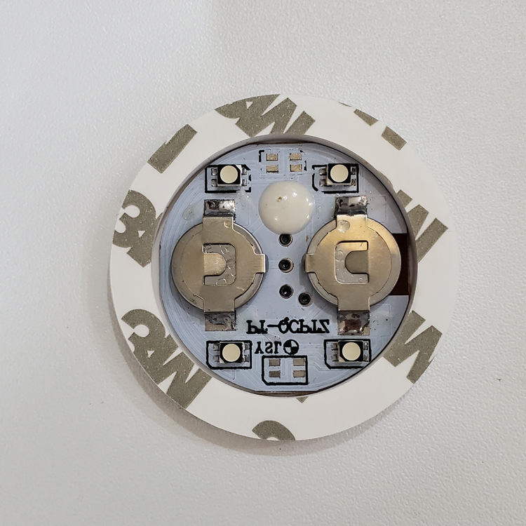 Exportación atmósfera decoración alegría botella emisora de luz pegatina botella de vodka luz LED flash pegatina colorido taza pegatina escritorio pad