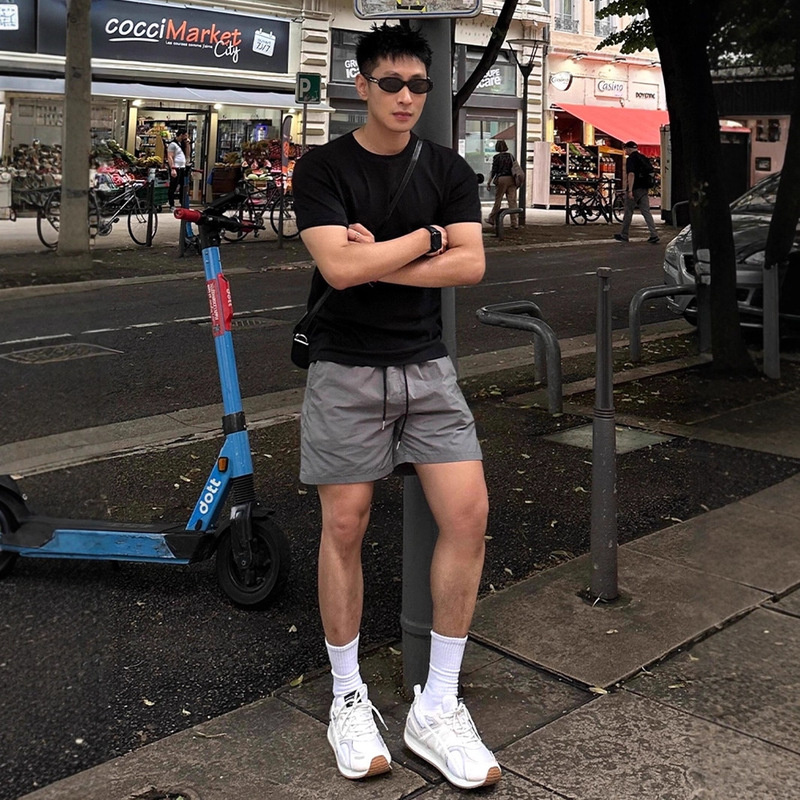 Gray American-Style Quick-Dry Sports Shorts for Men, Summer Running Ice Silk Three-Quarter Pants, Basketball Fitness Cycling Four-Quarter Pants