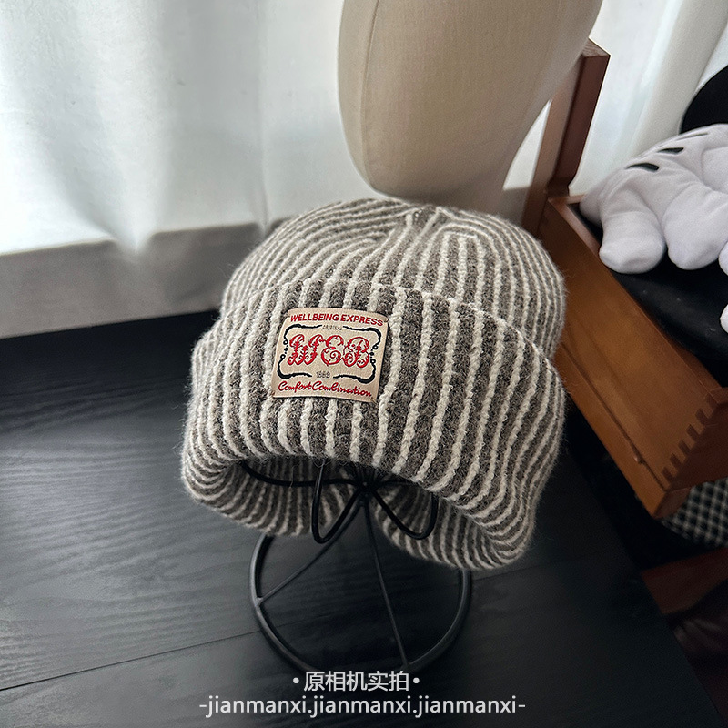 韩系ins风简约时尚百搭字母贴布毛绒帽休闲基础包头护耳保暖冷帽|undefined
