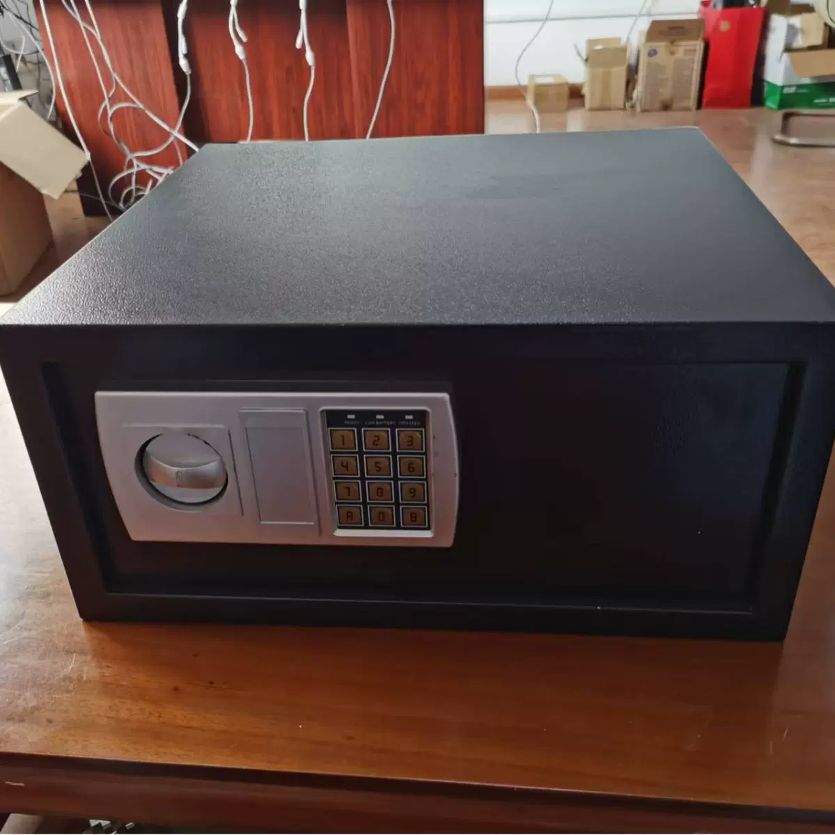 40EB家用小型密码锁钥匙保管箱可入墙防撬防盗全钢防盗加强