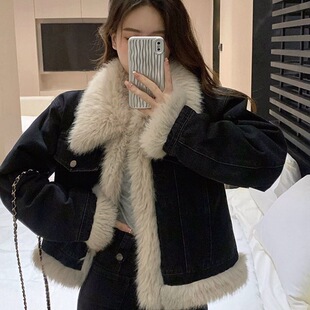 ��ɫ�̿�ţ������2025�����¿�ӽq�Ӻ�º���ëƴ��С����Ů����