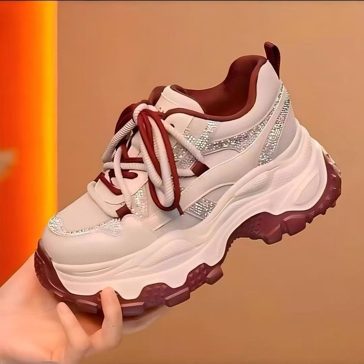 Aumentar la altura de la base gruesa de los zapatos de papá para mujeres 2026 primavera y otoño nueva moda de diamante de moda universal zapatos casuales de mujer zapatos deportivos