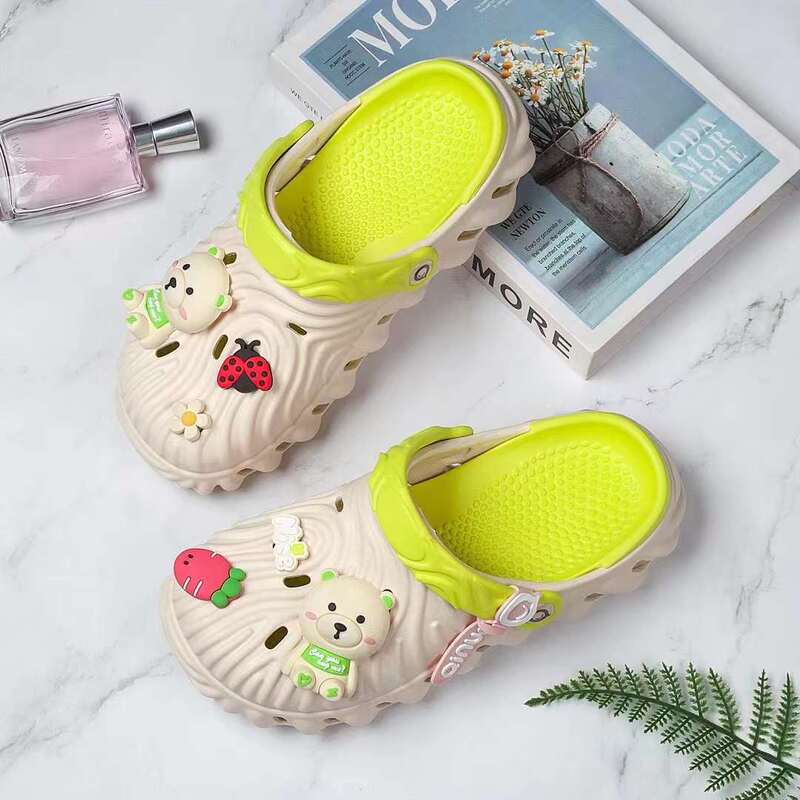 New Popular Eva Eco-Friendly Slippers with a Soft Cushioning Feel, Women's Summer Clogs for Outdoor Wear New Popular Eva Eco-Friendly Slippers with a Soft Cushioning Feel, Women's Summer Clogs for Outdoor Wear