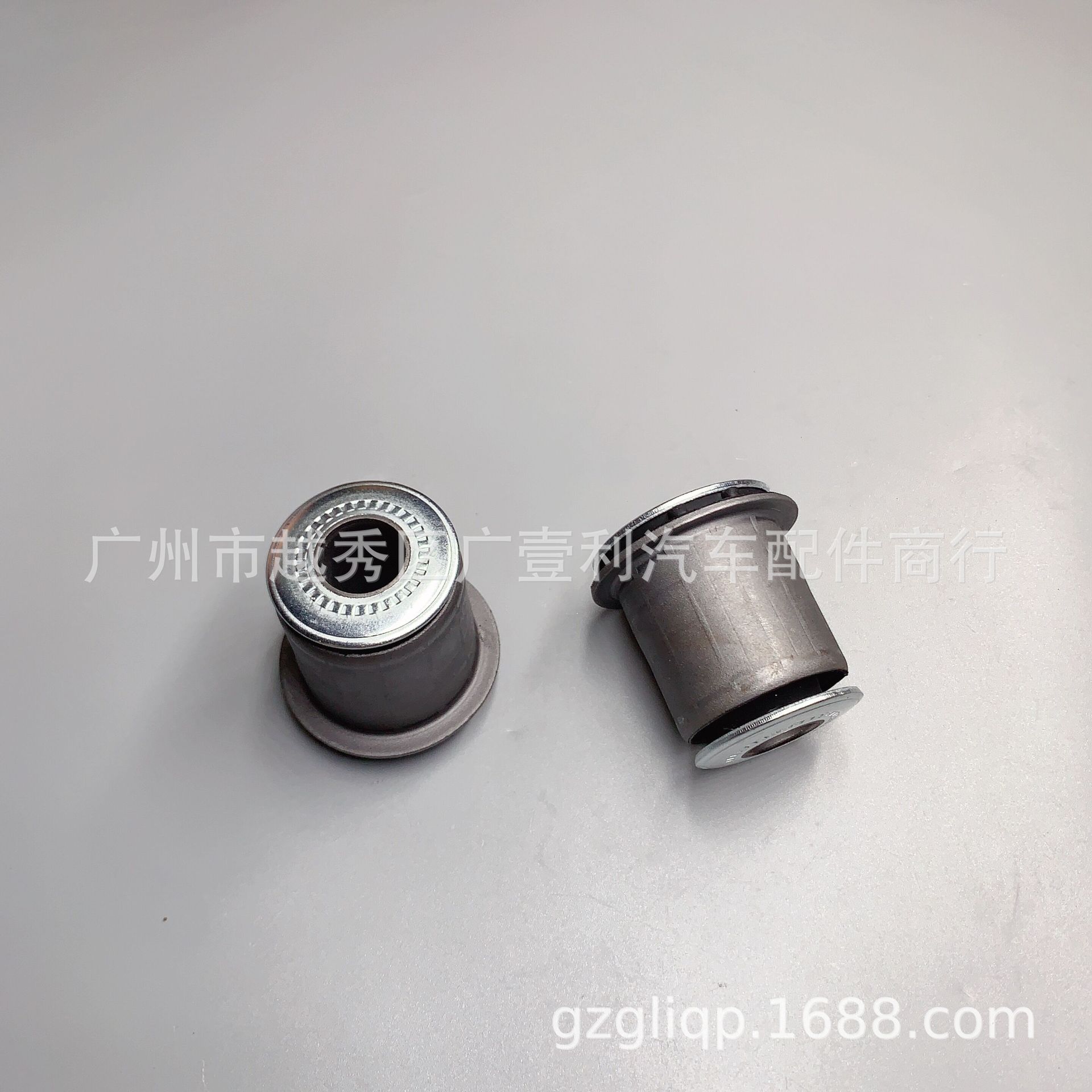 Applicable to 48061-35040 48061-35050 3400 VZJ95 lower suspension rubber sleeve
