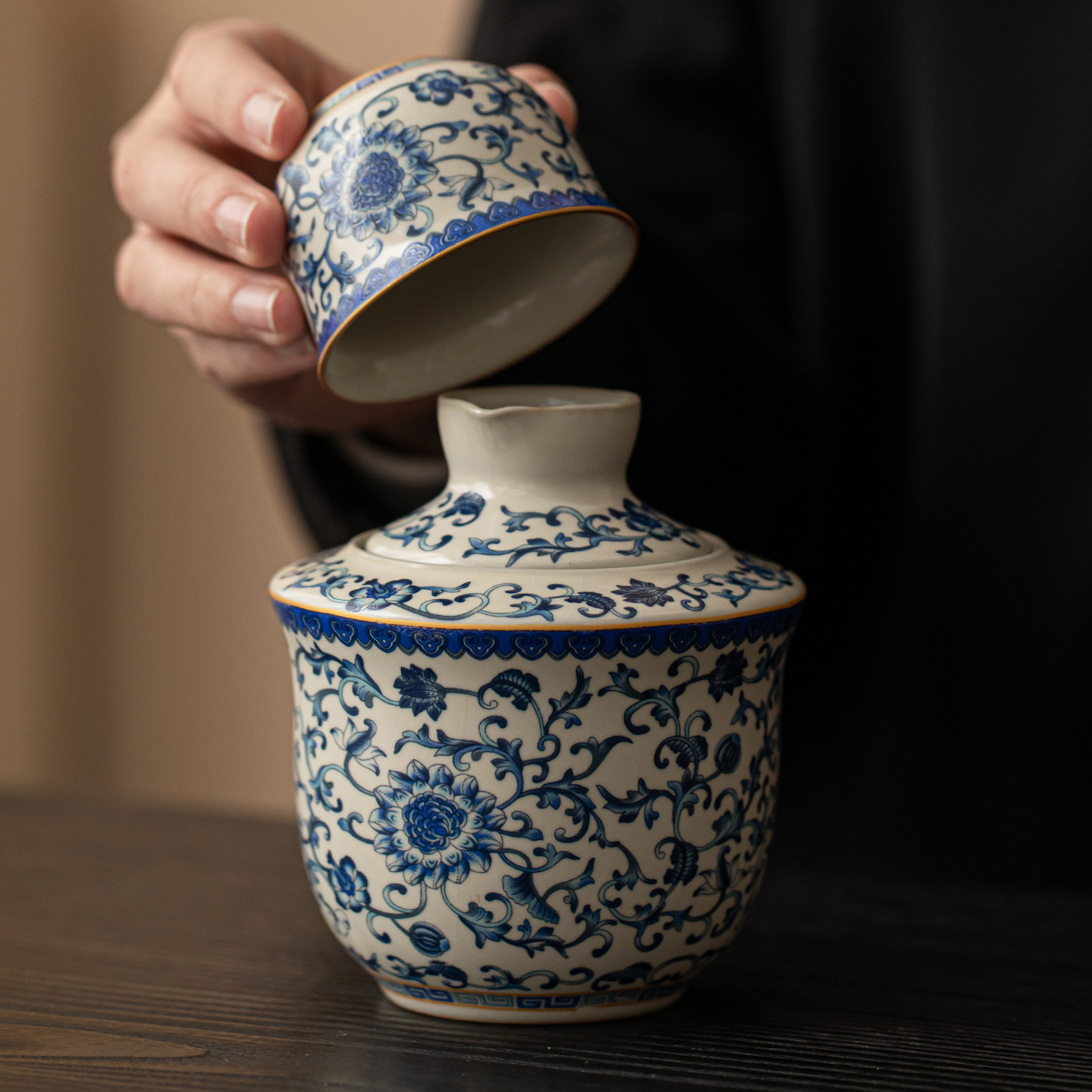Winter Blue and White Porcelain Lotus-Patterned Wine Warmer, Chinese-Style Ceramic Wine Pot, Home-Use Yellow Wine Set with Wine Glasses