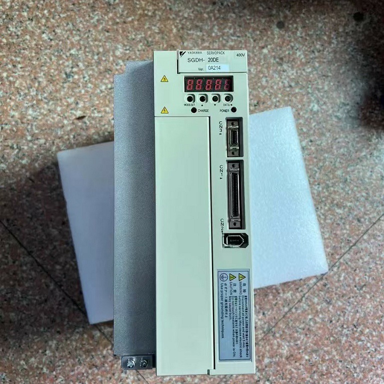 全新原装YASKAWA安川  SGDH-20DE伺服驱动器电机欢迎询价