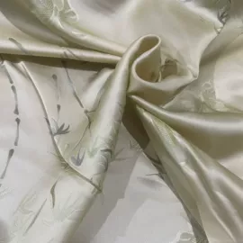 缎类;其他化纤面料;绸类