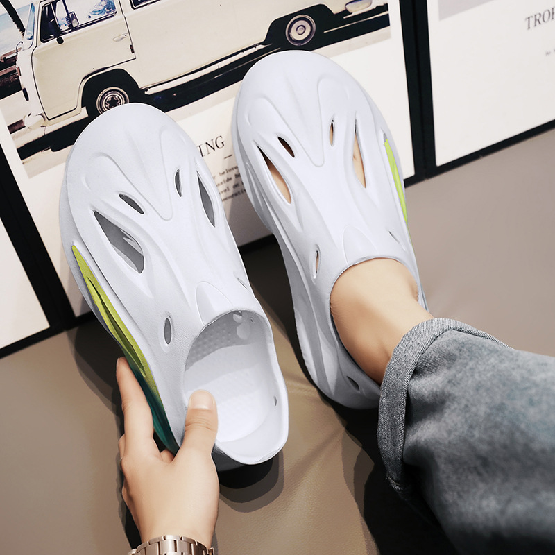 Zapatos con agujeros para parejas, suela suave de verano, sandalias deportivas de coco, hombres y mujeres usan zapatillas ligeras en la playa