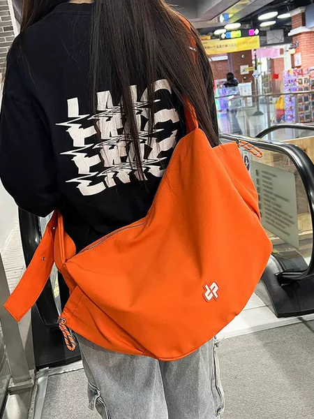 Flower and Youth Style Dumpling Bag Casual Commuter Crossbody Bag Women's Workwear Style Shoulder Bag Large Capacity Bag