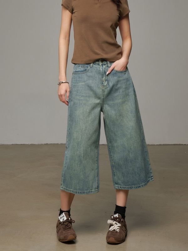 Retro blue high-waisted straight denim shorts for women, loose-fitting, slimming, casual and versatile 2026 wide-leg cropped pants Retro blue high-waisted straight denim shorts for women, loose-fitting, slimming, casual and versatile 2026 wide-leg cropped pants