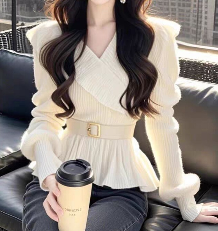 软糯慵懒风白色针织毛衣女士外穿秋冬季独特超好看显瘦内搭上衣|undefined