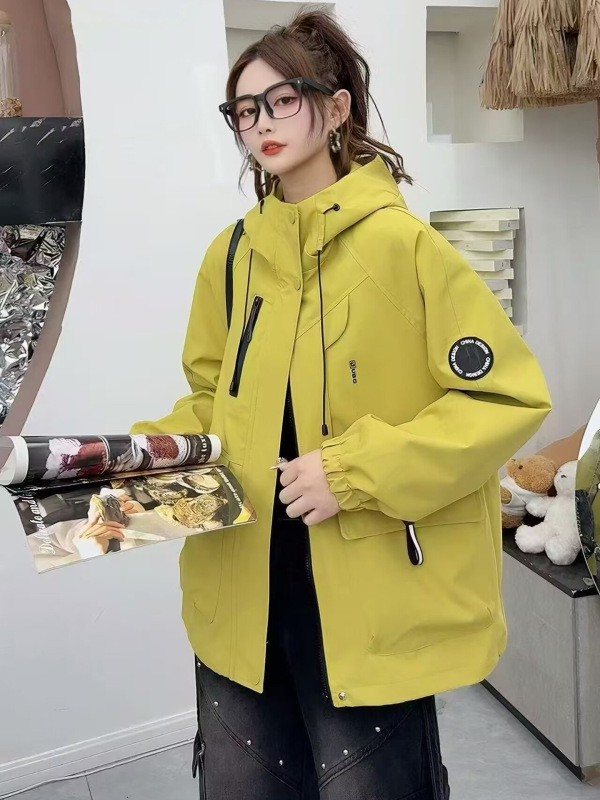 休闲时尚短款连帽冲锋衣工装外套女2025春秋新款宽松百搭洋气夹克|undefined