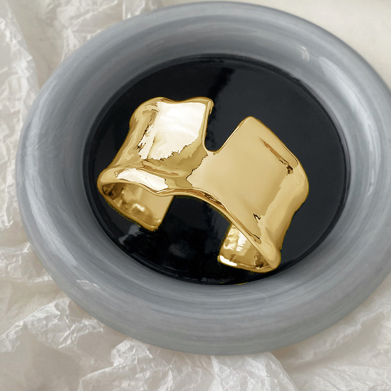 Overdrijving Nieuwigheid Ontwerp Onregelmatig Legering Groothandel Brede Armband Armband display picture 1