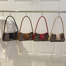 �n��С�����y�OӋҸ�°�2025�¿���|ͨ���|��������ٴ�μ��Ů