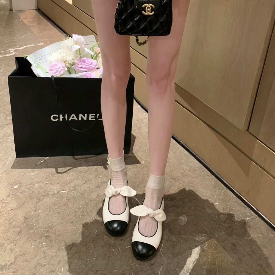 Giày Mary Jane nữ da thật đính nơ, đế dày gót ẩn tăng chiều cao, mũi tròn — Bạc, độn gót, hàng có sẵn, Màu be, độn đế, hàng có sẵn, Màu trắng sữa, độn đế, hàng có sẵn