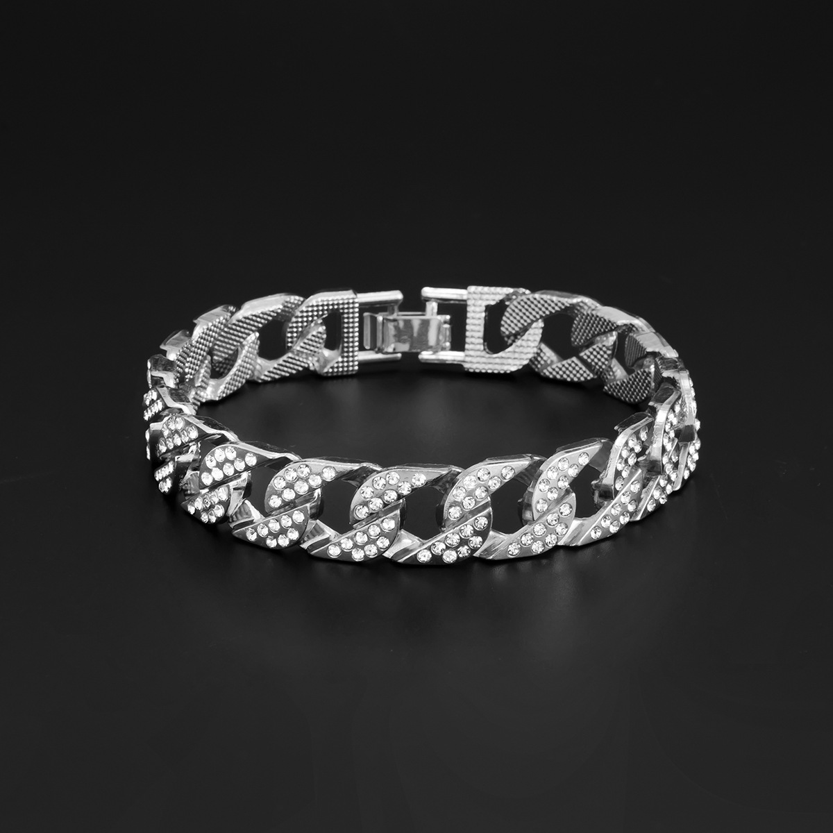 Bijoux Hip-hop pour femmes, chaîne cubaine entièrement en diamant avec boucle à pression en strass ajourée, collier de clavicule_voghion.com