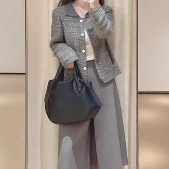 Xiaohe Women's Clothing Mall Same Style 2025 Autumn New Wool Blended Yarn Knitted Cardigan Small Fragrance Women's Jacket