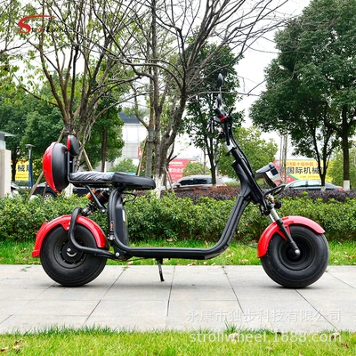 Riding with Led Screen – Elektrikli motosikletlər