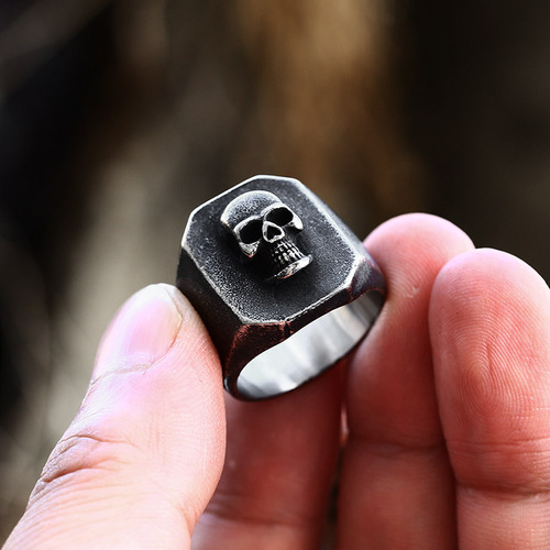 beier foreign trade new stainless steel old skull ring wholesale European and American retro punk style titanium steel ring