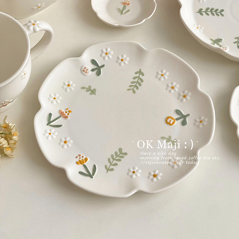 小雏菊餐具陶瓷餐盘家用菜盘特别好看的盘子可爱碟子早餐甜品盘无|undefined