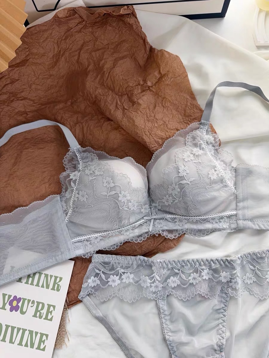 밀크 블루 슈트