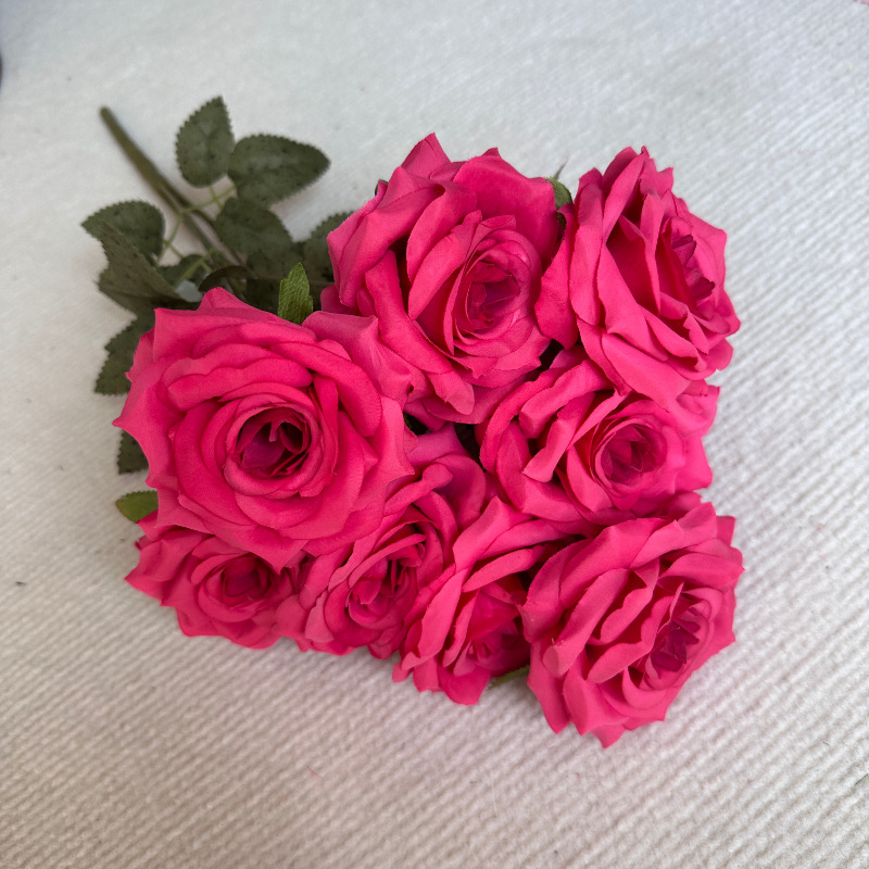 Rose red