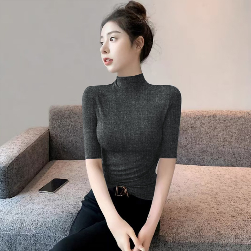 秋冬の小さい立襟の半袖のtシャツの女性の早秋の新型の韓国版は半高襟の5分の袖の純色の上着を身につけます。|undefined