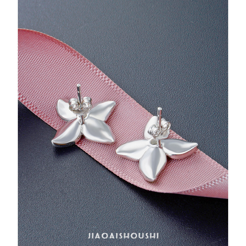 925 flores de plata esterlina pernos de orejas femeninos coreanos simplificados en estilo europeo y americano nicho de diseño personalidad pendientes temperamento orejas