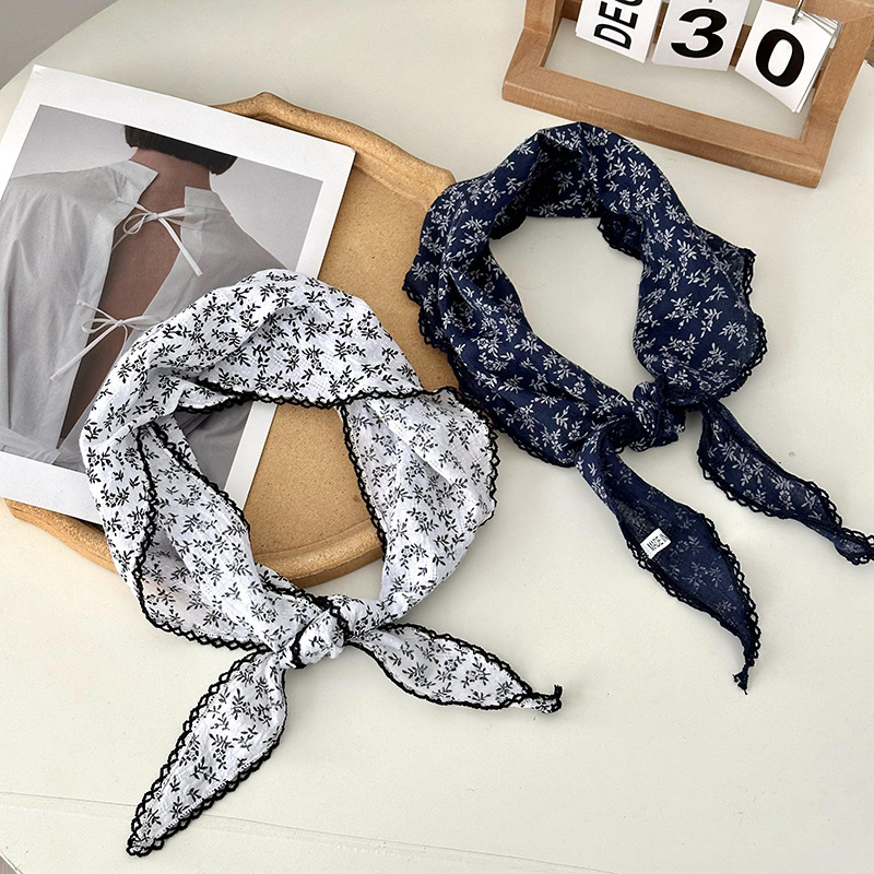 Turbante de alta calidad en un triángulo nuevo bufandas de flores de primavera y otoño bufandas de algodón y lino bufandas de seda al por mayor