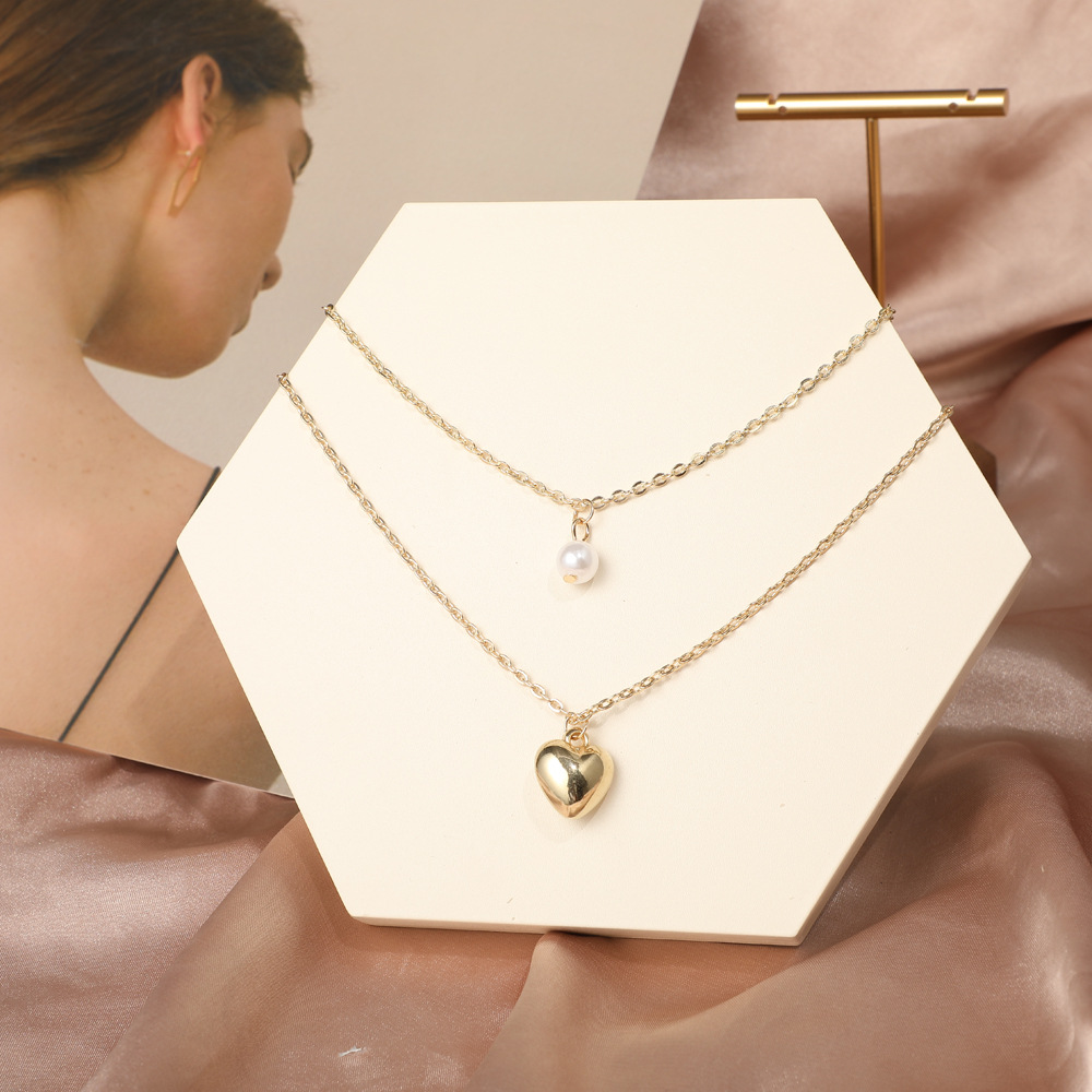 Simple Retro Women's Jewelry Creative Multi-layer Stacked Pearl Love Necklace_voghion.com