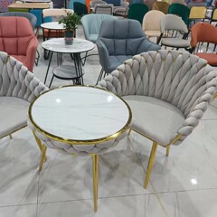 編み椅子ベランダ北欧鉄芸金メッキ軽豪華藤編みテーブルと椅子ネット赤カフェ金色個性シンプル休