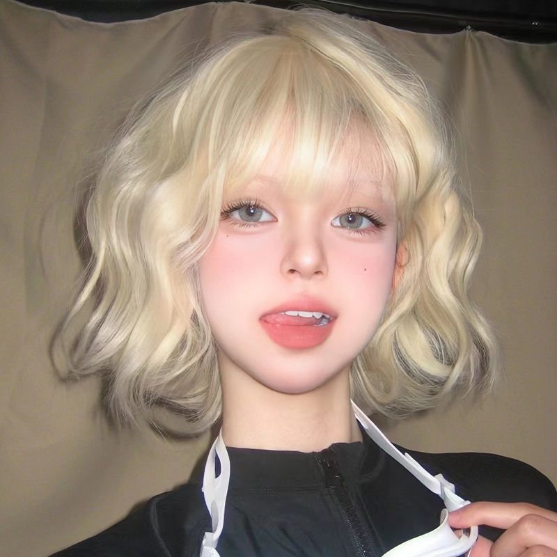 Wig Female Short Hair White Fashion Age-Reducing Short Curly Hair Lolita Popular Full Headgear Cos Artificial Hair Wig Set