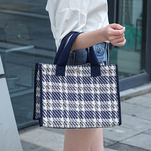 大容量女士韩版手提包 防水覆膜妈咪包 时尚女包