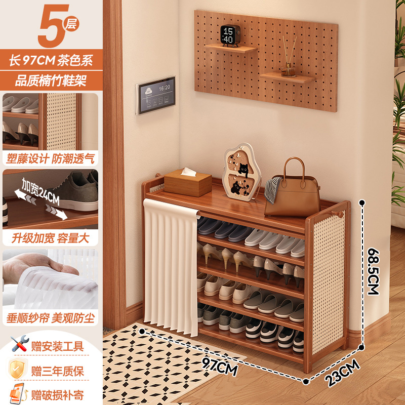 El dormitorio de la casa de alquiler de puerta de entrada para el hogar de varios pisos en la puerta del estante para zapatos ocupa un pequeño estante de almacenamiento, armario de zapatos simple a prueba de polvo