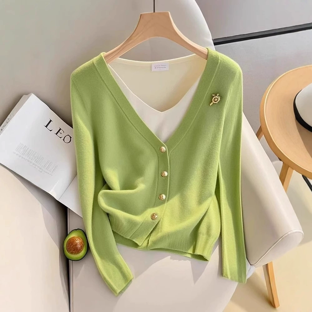 [Factory Outlet] Autumn New Design Sense Fake Two-piece Green chubby girl Knitted Cardigan Unique Base Top