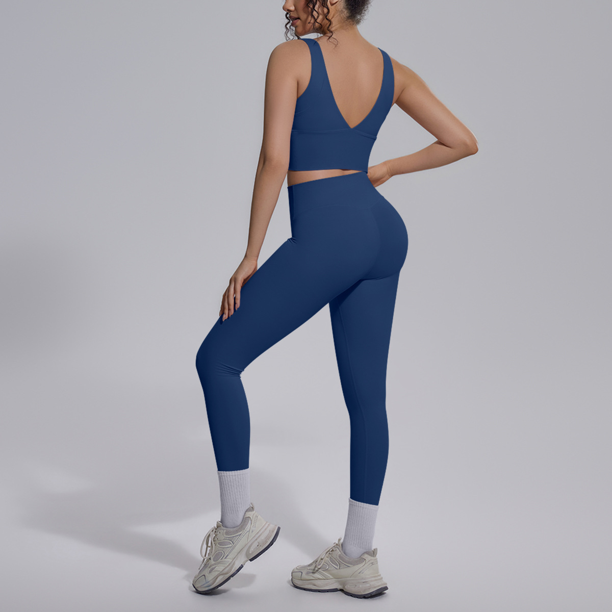 Cross-border sólido doble cara brocado en forma de V belleza trasera ventilada ropa de yoga ajustada juego deportivo correr fitness dos piezas juego de mujeres