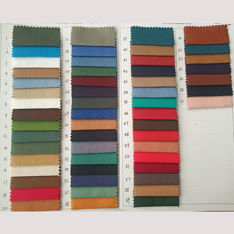Precio de fábrica de tela de algodón tejido de color sólido suave tela de camisa 100% algodón cepillado impermeable