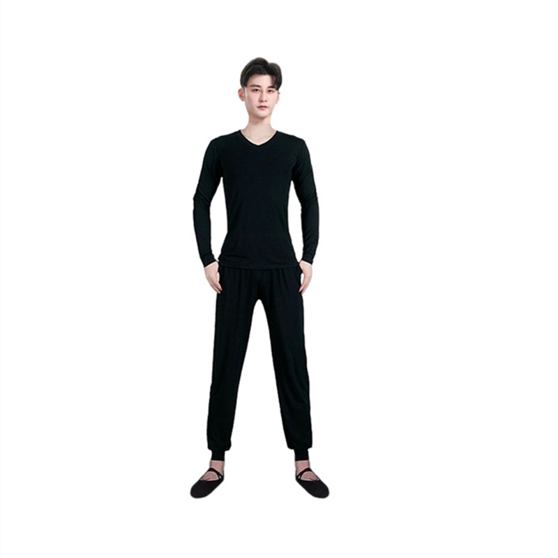 Black V-neck long sleeve + radish pants