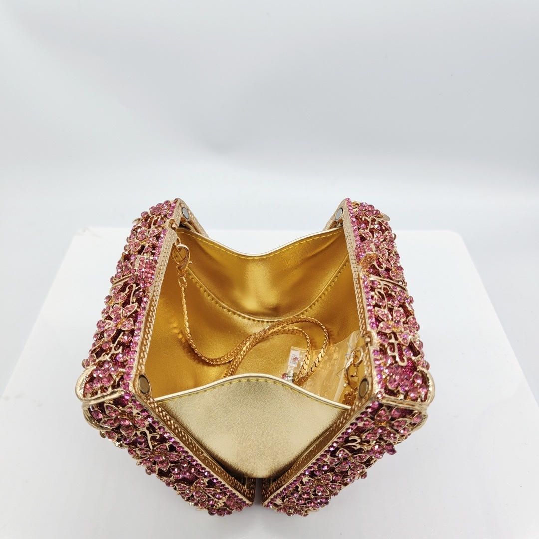Bolsa de cristal transfronteriza nueva flor con diamantes bolsas de cena de fiesta europea y americana bolsas de mano de diamantes perforadas